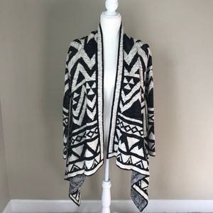 Geometric Chunky Cardigan